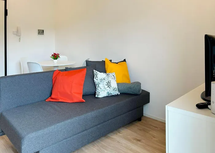 Lecco Lakefront Retreat
