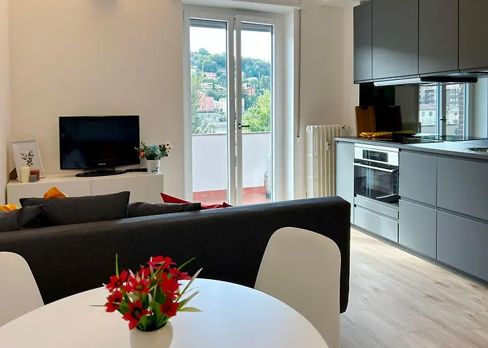 Lecco Lakefront Retreat