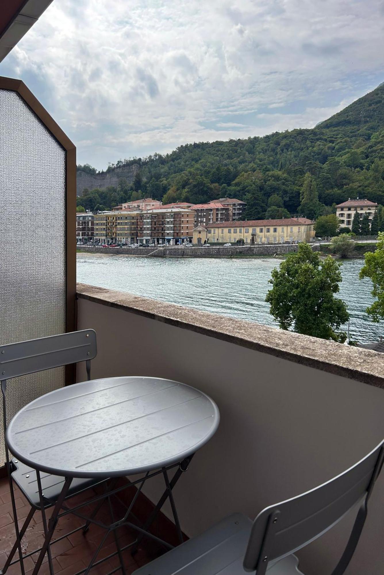 Lakefront Retreat Apartamento