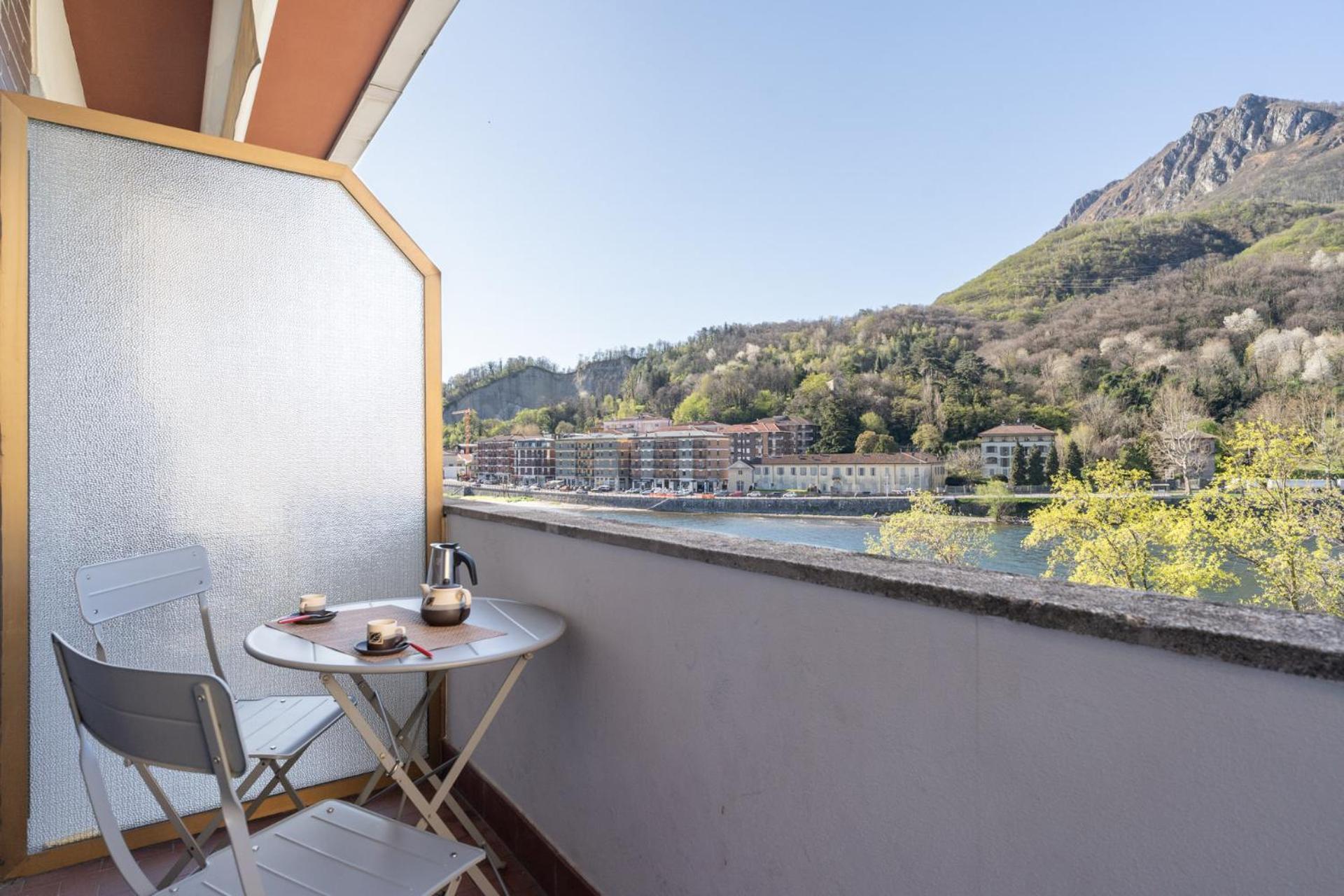 Appartamento Lakefront Retreat Lecco